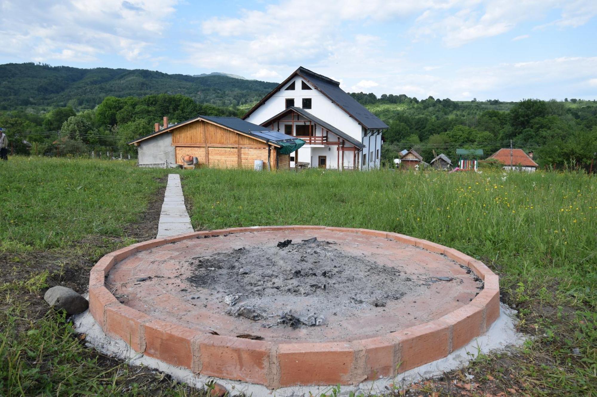 La Radacini Apartment Horezu Bagian luar foto